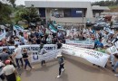 Manifestação em prol do Leite reúne dezenas de agricultores