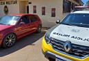 Dois homens são presos com carro furtado durante a madrugada
