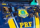 PRF apreende fuzil, pistolas e centenas de munições escondidos em fundo falso