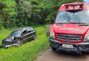 Rodado de caminhão se desprende e atinge veículo na BR-153