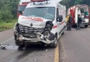 Ambulância de Descanso que levava paciente se envolve em acidente com três caminhões