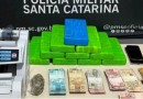 Operação conjunta da PM resulta em apreensão de drogas e prisão em SC