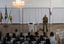 Polícia Militar realiza treinamento para os profissionais da educação