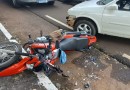 Colisão entre moto e carro deixa duas pessoas feridas