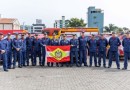 Nova equipe de bombeiros de SC viaja para combater incêndios no Centro-Oeste do Brasil