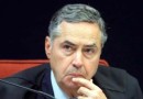 Ministro Barroso é hostilizado ao embarcar nos EUA
