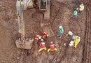 Mais de três anos após tragédia, bombeiros encontram ossada em área de buscas em Brumadinho
