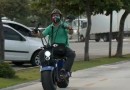 Nova resolução do Contran obriga emplacamento de scooters e motos elétricas
