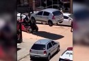 Empilhadeira remove carros estacionados em local proibido em SC