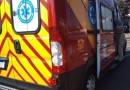 Homem fica ferido em colisão entre carro e motocicleta