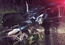 Dois homens morrem após carro capotar em rodovia durante fuga da polícia no Oeste de SC