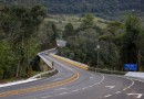 Programa completa 18 meses com obras já inauguradas e outras 47 simultâneas nas regiões de SC