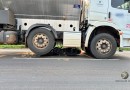 Motociclista é resgatado com ferimentos graves após colisão com caminhão na Willy Barth