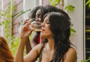 Estudo aponta por que as mulheres estão bebendo mais álcool do que os homens