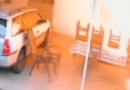 Homem coloca botijão na churrasqueira e causa explosão no Paraná