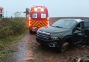 Veículo capota após sair da pista na SC-350