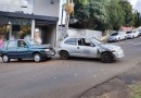 Colisão envolve dois carros no Bairro Cristo Rei