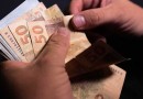Governo aumenta salário mínimo para R$ 1.302,00 em 2023