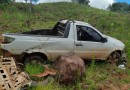 Picape sai da pista e capota várias vezes na curva da Santa na SC 305