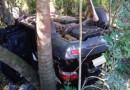 Condutor perde controle durante ultrapassagem, bate em caminhão e capota na PR-280
