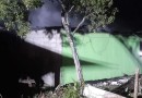Incêndio destrói casa no bairro São Silvestre