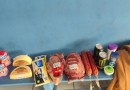 Mulher é detida ao ser flagrada furtando produtos em supermercado