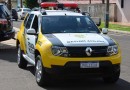 Depois de furtar veículo ladrão tem mãos furadas com disparos de arma de fogo.