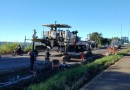 Máquina de concretagem é posicionada para início dos trabalhos em mais um trecho da BR 163
