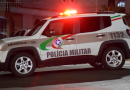 Mulher quebra janelas de casa após ordem de despejo