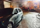 Automóvel fica destruído por incêndio no Bairro Nossa Senhora de Fátima