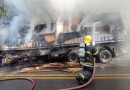 Bombeiros utilizam 80 mil litros de água para combater incêndio em carreta na BR-282