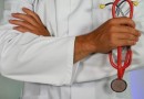 Brasil tem 575.930 médicos ativos e 2,81 por mil habitantes