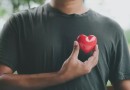 Cardiologista revela o que você não deve comer antes de dormir para manter a saúde do coração