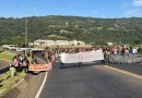 Indígenas ocupam rodovia durante manifestação no Oeste