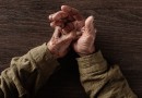 Casos de Parkinson devem dobrar até 2050; conheça sinais