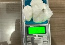 Mulher é presa com cocaína e diz que precisava levantar dinheiro para ajudar namorado que está preso