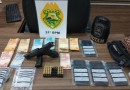 Polícia Militar prende envolvidos em tráfico, posse de arma, munições e dinheiro