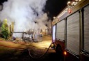 Incêndio em galpão mobiliza bombeiros