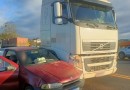 Condutor de carro é preso por dirigir bêbado após acidente na PR-180