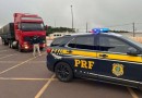 PRF apreende carreta com 400 mil maços de cigarros paraguaios