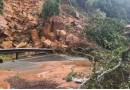 Chuva deixa rastros de destruição em Santa Catarina nesta segunda-feira