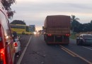 Colisão entre Gol e Cruze deixa homem ferido na BR-158