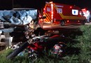 Acidente entre carro e moto deixa duas pessoas feridas