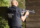 Homem é preso após agredir filho de 17 anos por ser homossexual