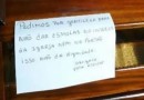 Cartaz em Igreja pede que frequentadores não deem esmolas