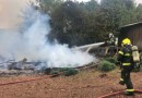 Incêndio destrói galpão de madeira no interior