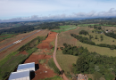 Parceria entre Prefeitura e Governo do Estado garante 7 quilômetros de asfalto entre o Bairro Aeroporto e a Linha Campinho