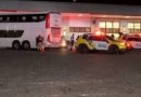 Mulher com 26 iPhones colados ao corpo morre após parada cardíaca em viagem de ônibus no PR