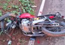 Motociclista de 15 anos morre em colisão contra automóvel