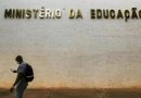 Piso salarial dos professores de educação básica passa de R$ 4.420 para R$ 4.580, diz MEC